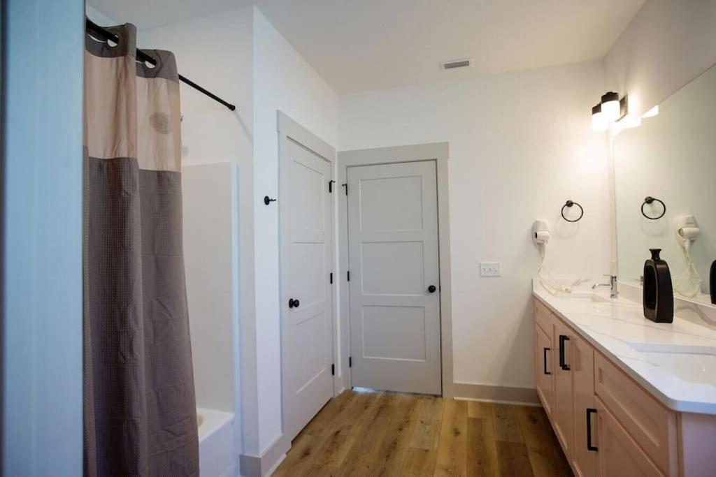 Coral Reef - Brand New Build, Pet Friendly, Private Pool! Sleeps 9! Βίλα Panama City Beach Εξωτερικό φωτογραφία